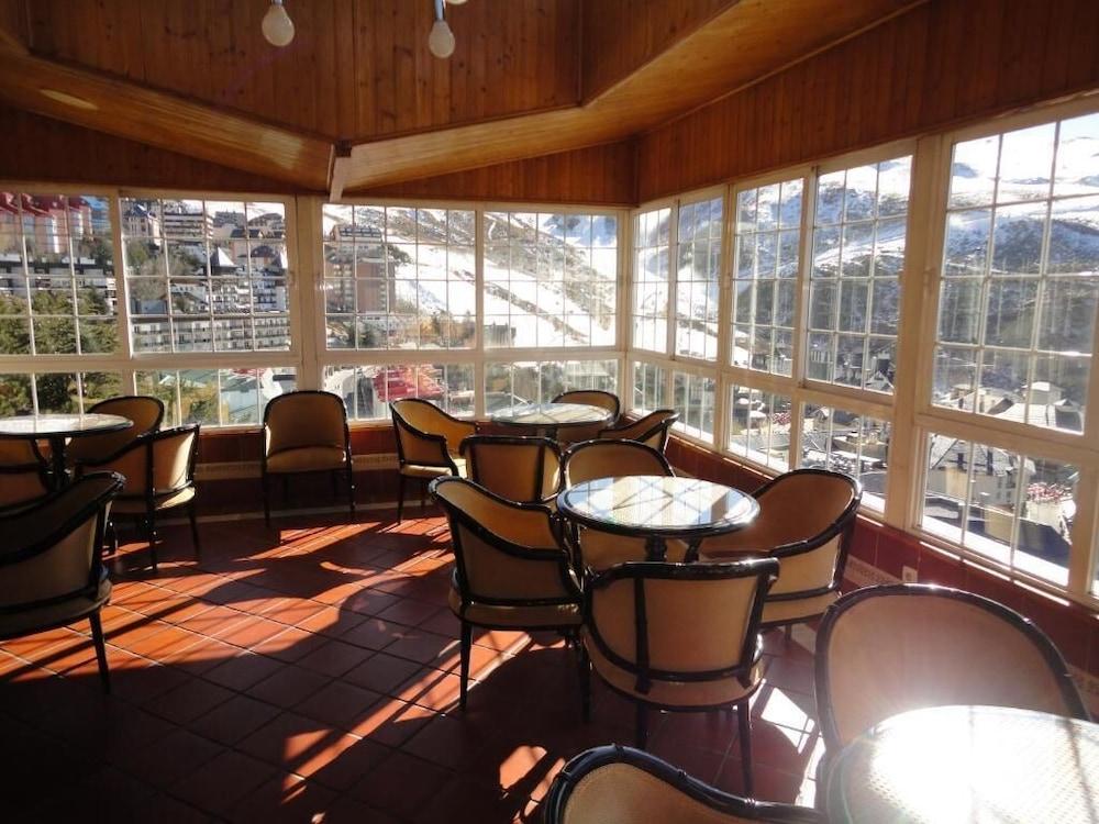 Hotel Nevasur Сьерра-Невада Экстерьер фото